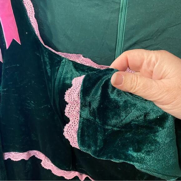 Tunnel vision Lashline Green Velvet Dress with Pink Accents witchy whimsigoth XL - Picture 6 of 13